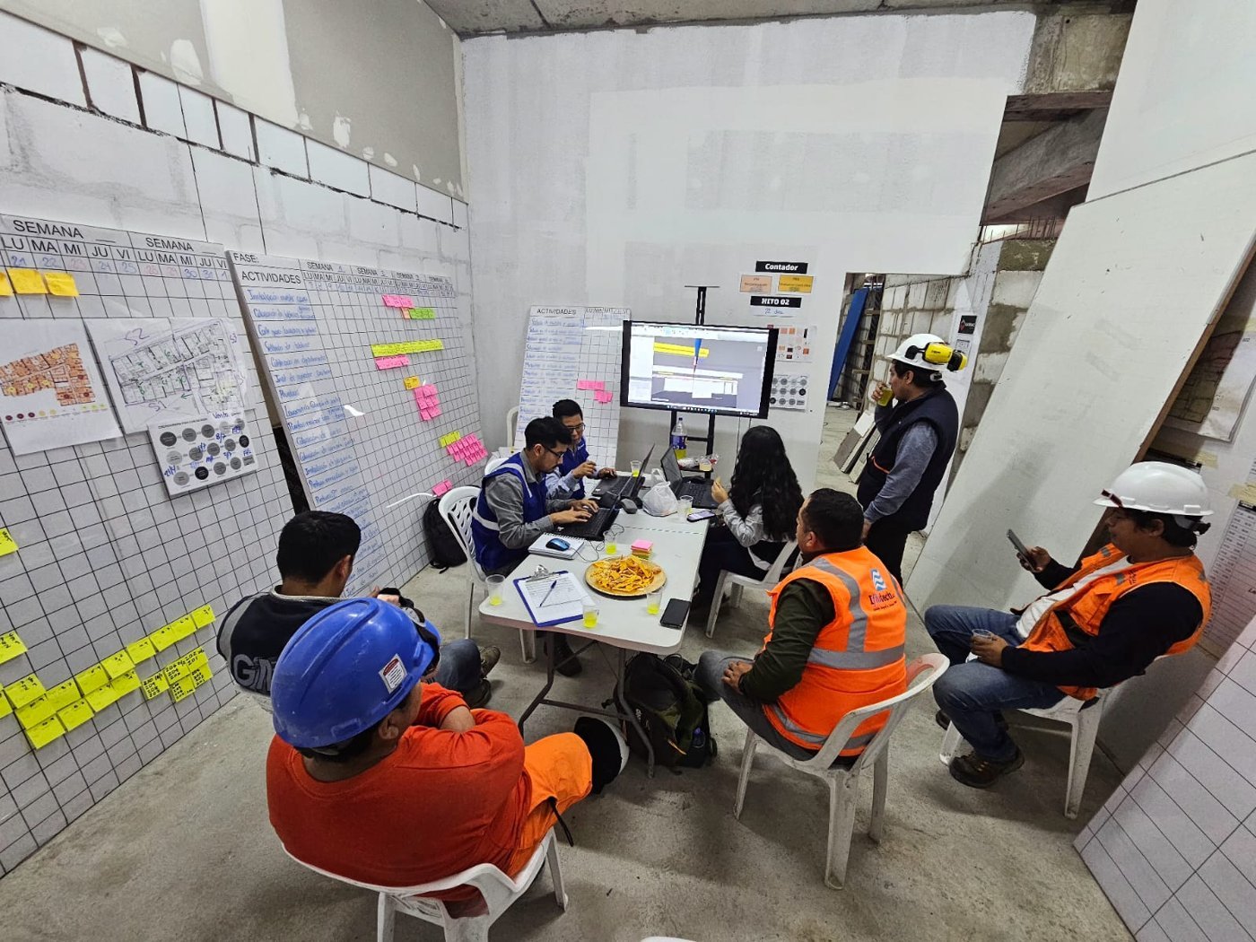 Sesión ICE de CODingeniería con el equipo de obra